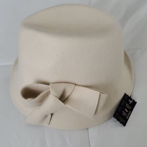 Beautiful girls hat made in Spain